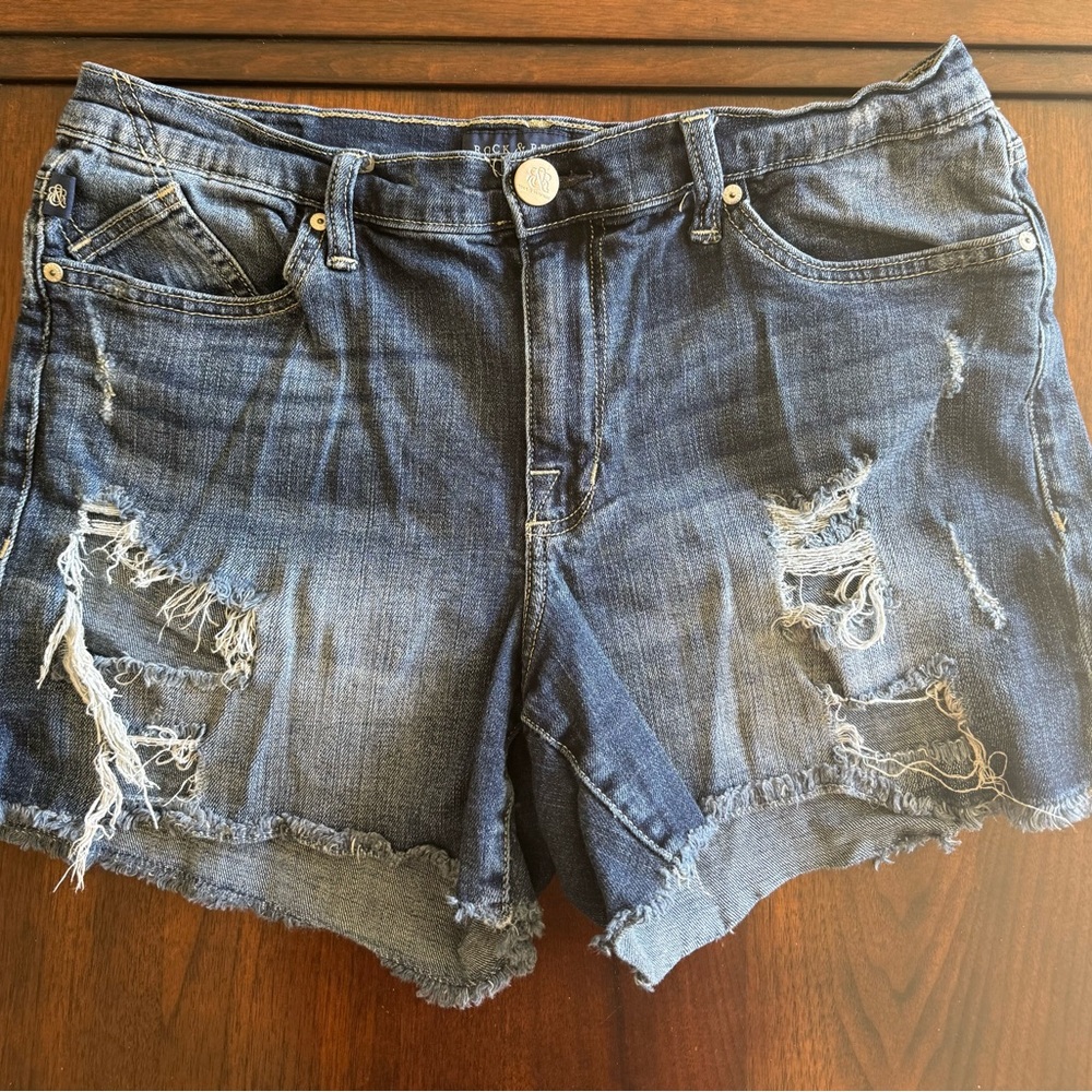 Women’s Rock & Republic Shredded Shorts Sz 14 Blue Jean Shorts Ripped